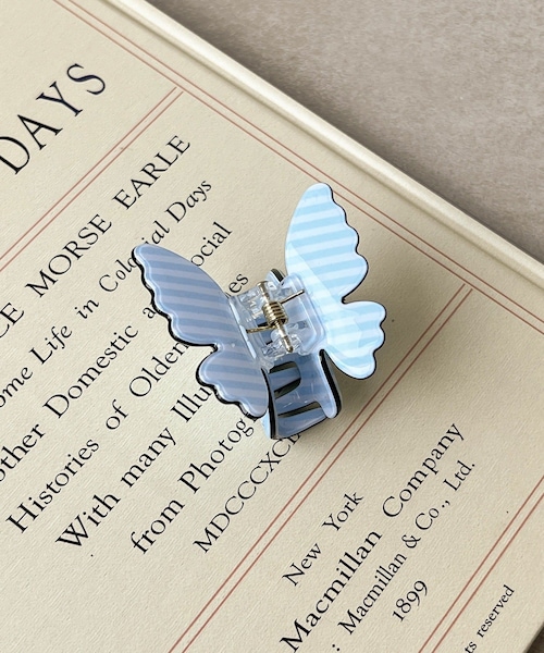 3coins（3coins）の「ストライプバタフライクリップ（バレッタ/ヘアクリップ・レディース・パープル/グリーン/ブルー・FREE）」の3枚目の写真