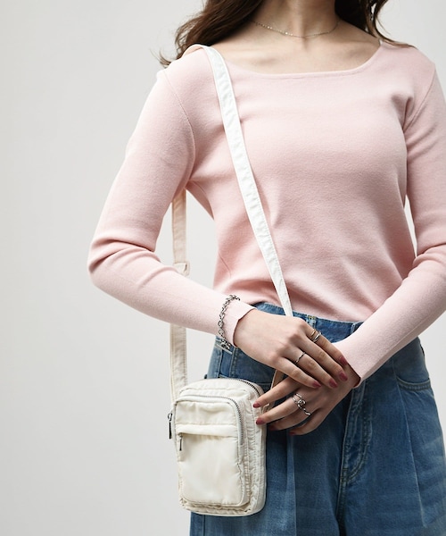 3coins（3coins）の「はっ水ミニショルダーバッグ（バッグ・ブラック/アイボリー/カーキ/ピンク・FREE）」の2枚目の写真