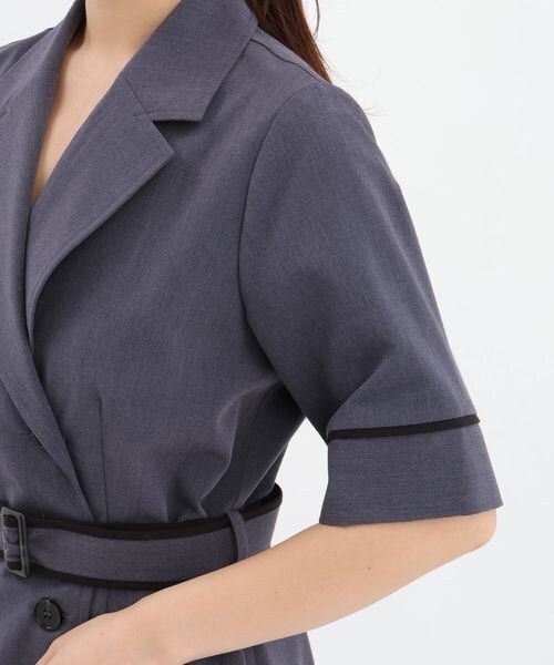 Andemiu（アンデミュウ）の「パイピングトレンチワンピース（ワンピース/ドレス・サーモンオレンジ(45)/ベージュ(52)/ネイビー(89)・F）」の20枚目の写真