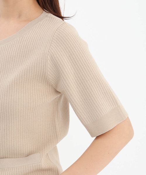 Andemiu（アンデミュウ）の「デザインボタンカーディガン（トップス・オフ(05)/ブラック(09)/オレンジ(45)/ベージュ(51)・F）」の21枚目の写真