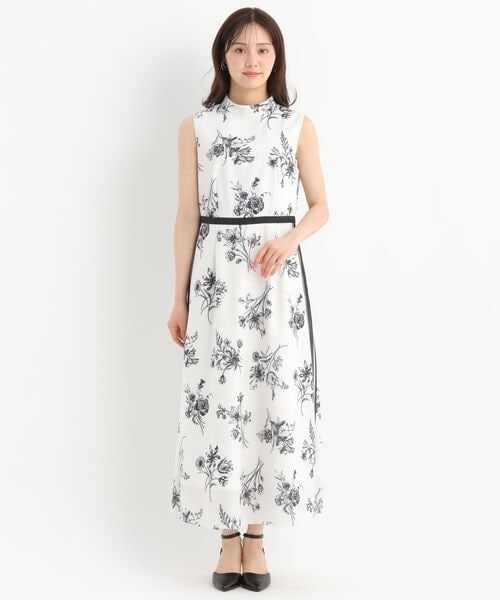 Andemiu（アンデミュウ）の「パネルスカーフ柄ワンピース（ワンピース/ドレス・オフ(05)/ブラック(09)・F）」の11枚目の写真