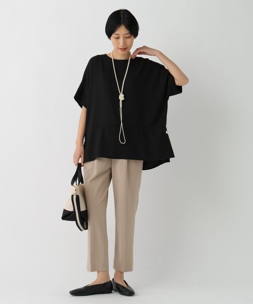 Elura（エルーラ）の「いつラクWクロステーパードパンツ＜低身長サイズあり＞（その他・オフホワイト05/ブラック09/ベージュ52/ネイビー88・S/M/L/低身長FREE）」の18枚目の写真