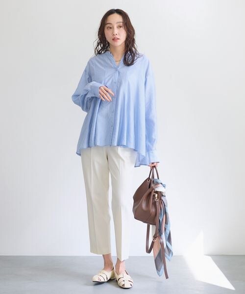 Elura（エルーラ）の「いつラクWクロステーパードパンツ＜低身長サイズあり＞（その他・オフホワイト05/ブラック09/ベージュ52/ネイビー88・S/M/L/低身長FREE）」の5枚目の写真