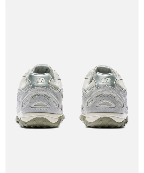 NEW BALANCE（ニューバランス）の「204L（その他・メンズ・other・US 7 ""/ W 8.5/US 7.5 ""/ W 9/US 8.5 ""/ W 10/US 9 ""/ W 10.5/US 8 ""/ W 9.5/US 9.5 ""/ W 11/US 10 ""/ W 11.5/US 10.5 ""/ W 12/US 11 ""/ W 12.5/US 12 ""/ W 13.5）」の3枚目の写真