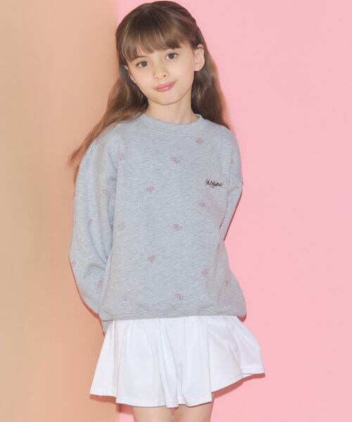Cath Kidston(キャスキッドソン)の「キッズ 総柄プリントスウェット Rose Embroidery(その他・アイボリー(08)/グレー(15)・100/110/120/130)」の14枚目の写真