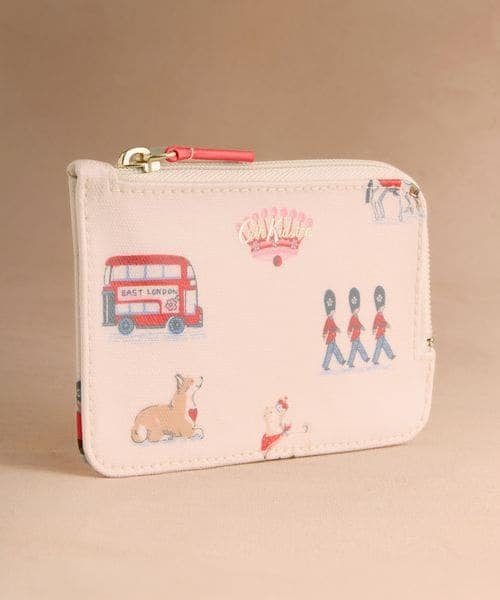 Cath Kidston(キャスキッドソン)の「カード & コイン パース 26SS(その他・Queenies London(07)/Button Block Floral(08)/Snake Floral(12)/Pearly Queen Ditsy(65)・F)」の1枚目の写真