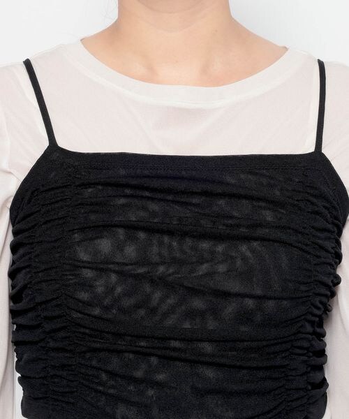 LOWRYS FARM(ローリーズファーム)の「シャーリングキャミ(その他・アイボリー08/ブラック09/ブルー84・FREE)」の9枚目の写真