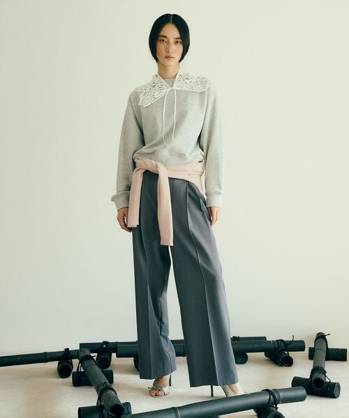 VIS（ビス）の「VIS別注オフショルスウェットトップス（その他・キナリ(16)(06)/ライトグレー(08)(22)/ネイビー(40)(80)・F）」の15枚目の写真