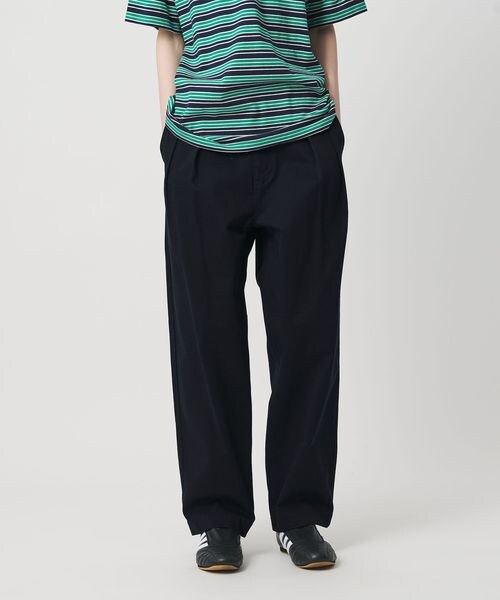 BEAUTY&YOUTH UNITED ARROWS（ビューティーアンドユースユナイテッドアローズ）の「＜NICE WEATHER＞タック テーパード チノパンツ（その他・BEIGE(40)/NAVY(49)・XS/S/M/L）」の4枚目の写真
