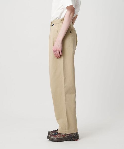 BEAUTY&YOUTH UNITED ARROWS（ビューティーアンドユースユナイテッドアローズ）の「＜NICE WEATHER＞タック テーパード チノパンツ（その他・BEIGE(40)/NAVY(49)・XS/S/M/L）」の10枚目の写真
