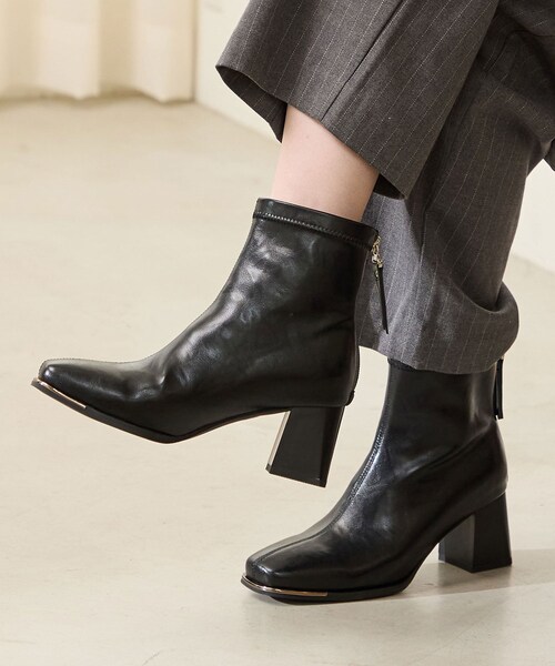 ORiental TRaffic（オリエンタルトラフィック）の「メタリックトゥパーツヒールショートブーツ/51426（その他・レディース・ブラック/ブラウン・S/M/L/LL）」の2枚目の写真