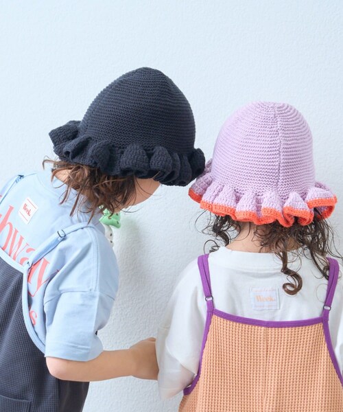 CIAOPANIC TYPY（チャオパニックティピー）の「【KIDS】クロシェ編みフリルハット（ハット・キッズ・バイオレット/ブラック・ONE）」の2枚目の写真