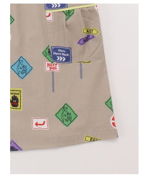 HAKKA KIDS（ハッカキッズ）の「ロードサインプリントジャンパースカート（スカート・キッズ・ベージュ・100/110/120/130）」の5枚目の写真