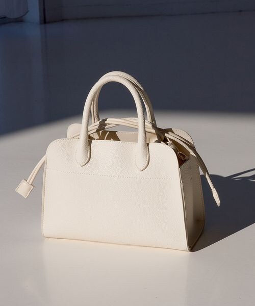 Andemiu（アンデミュウ）の「スクエアキンチャクBAG（バッグ・ホワイト(06)/ブラック(09)/ブラウン(51)・F）」の6枚目の写真