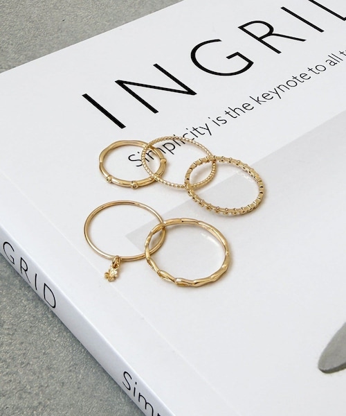 3coins（3coins）の「リングスター5個セット（リング・レディース・シルバー/ゴールド・FREE）」の2枚目の写真