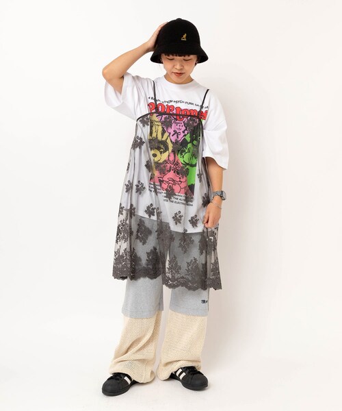 RNA(アールエヌエー)の「【KANGOL/カンゴール】E5229 BERMUDA CASUAL(帽子・レディース・ホワイト/ブラック/レッド)」の22枚目の写真