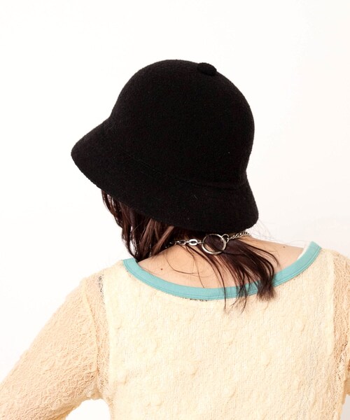 RNA(アールエヌエー)の「【KANGOL/カンゴール】E5229 BERMUDA CASUAL(帽子・レディース・ホワイト/ブラック/レッド)」の20枚目の写真