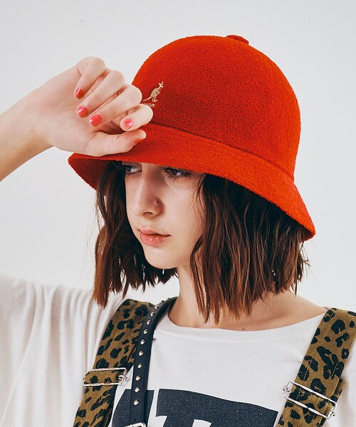 RNA(アールエヌエー)の「【KANGOL/カンゴール】E5229 BERMUDA CASUAL(帽子・レディース・ホワイト/ブラック/レッド)」の14枚目の写真