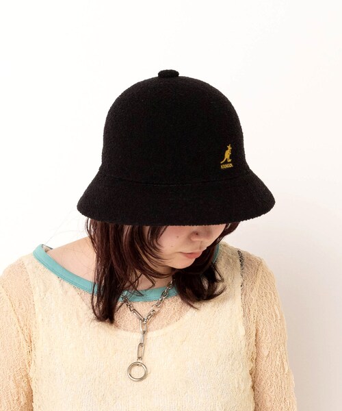 RNA(アールエヌエー)の「【KANGOL/カンゴール】E5229 BERMUDA CASUAL(帽子・レディース・ホワイト/ブラック/レッド)」の18枚目の写真