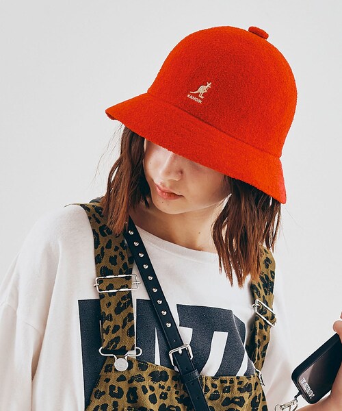 RNA(アールエヌエー)の「【KANGOL/カンゴール】E5229 BERMUDA CASUAL(帽子・レディース・ホワイト/ブラック/レッド)」の13枚目の写真