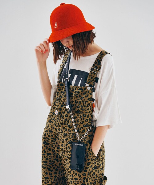 RNA(アールエヌエー)の「【KANGOL/カンゴール】E5229 BERMUDA CASUAL(帽子・レディース・ホワイト/ブラック/レッド)」の16枚目の写真