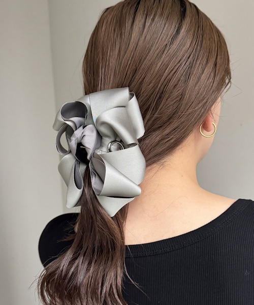 Lattice（Lattice）の「リボンクリップ（バレッタ/ヘアクリップ・レディース・ベージュ/ブラック/グレー・FREE）」の3枚目の写真