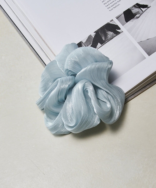 Lattice（Lattice）の「艶シュシュ（シュシュ・レディース・ベージュ/ブラック/アイボリー/ブルー・FREE）」の4枚目の写真