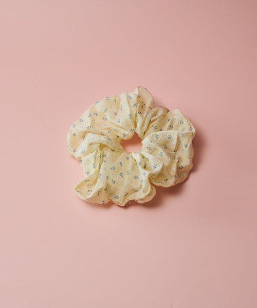 Lattice（Lattice）の「小花柄シュシュ（シュシュ・レディース・アイボリー/ブルー/ブラック/イエロー・FREE）」の4枚目の写真