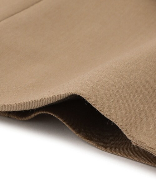 ADAM ET ROPE'（アダムエロペ）の「【EMOELLE】スリットネックハーフスリーブジャケット（ノーカラージャケット・レディース・ブラック系/ベージュ・F）」の21枚目の写真