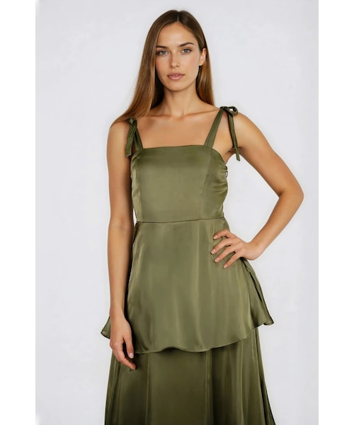 TOBI（-）の「Fresh Prespective Tiered Satin Maxi Dress - Olive（ワンピース/ドレス・レディース・other）」の3枚目の写真