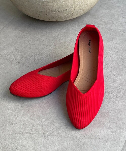 un dix cors（アンディコール）の「ニットVパンプス（その他シューズ・レディース・ベージュ/ブラック/レッド・L/M）」の3枚目の写真