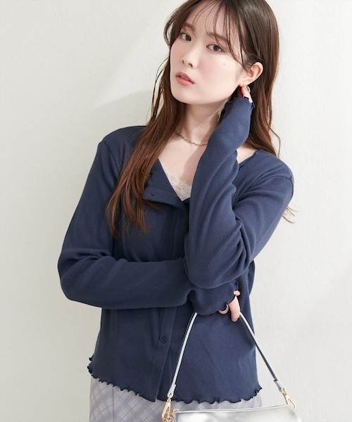 natural couture（ナチュラルクチュール）の「レースデザインカットソー（Tシャツ/カットソー・レディース・サックスブルー/ピンク/オフホワイト/ネイビー・FREE）」の3枚目の写真