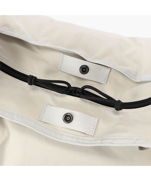 BRIEFING（ブリーフィング）の「HOBO BAG WIDE（その他・OFF WHITE/BLACK・FREE）」の11枚目の写真