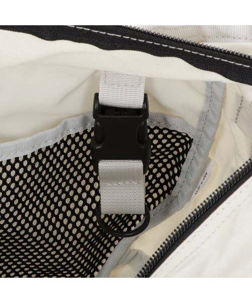 BRIEFING（ブリーフィング）の「HOBO BAG WIDE（Sサイズ）（その他・OFF WHITE/BLACK・FREE）」の14枚目の写真
