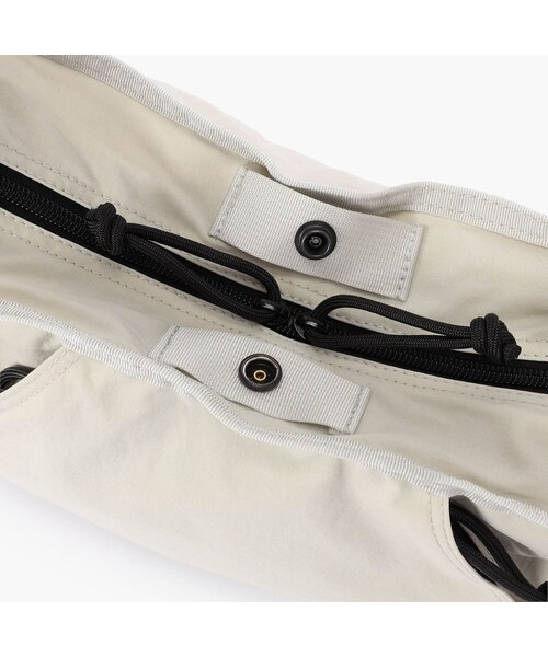 BRIEFING（ブリーフィング）の「HOBO BAG WIDE（Sサイズ）（その他・OFF WHITE/BLACK・FREE）」の11枚目の写真