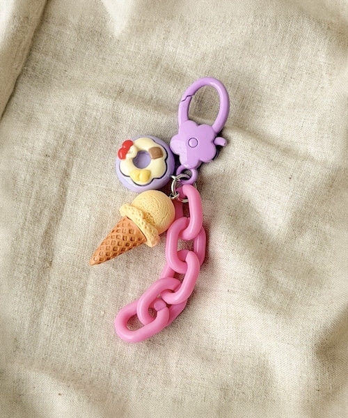 3coins（3coins）の「チェーン付きデザートキーホルダー（キーホルダー・その他1/その他・FREE）」の2枚目の写真