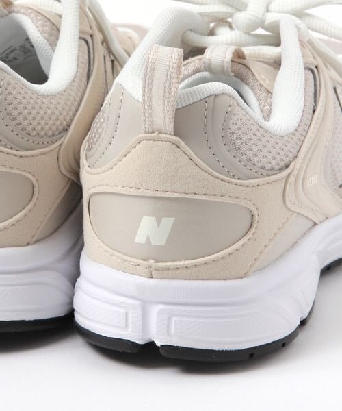 BAYFLOW(ベイフロー)の「U408(WOMEN)(その他・シルバーホワイト15/ライトベージュ55/【WEB限定】シルバーネイビー88・M(23.5cm)/L(24.5cm))」の12枚目の写真