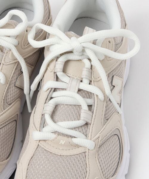 BAYFLOW(ベイフロー)の「U408(WOMEN)(その他・シルバーホワイト15/ライトベージュ55/【WEB限定】シルバーネイビー88・M(23.5cm)/L(24.5cm))」の9枚目の写真