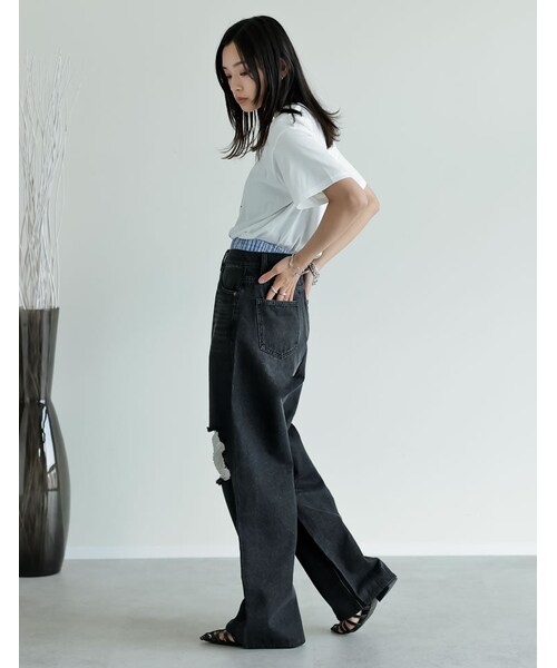 Re:EDIT(リエディ)の「ダメージデニムワイドストレートパンツ - パンツ通販 | 人気レディースファッション - Re:EDIT(リエディ)(その他・レディース・ブラック/ブルー/オーバーダイ・SC/M/MT/L)」の9枚目の写真