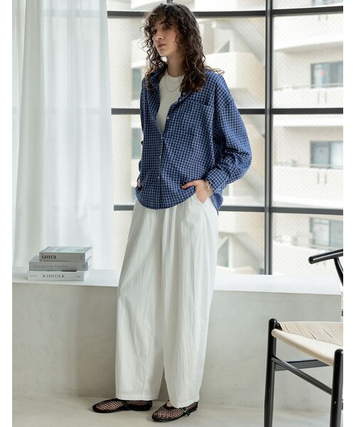 Re:EDIT（リエディ）の「撥水加工パラコードバレルレッグパンツ - パンツ通販 | 人気レディースファッション - Re:EDIT（リエディ）（その他・レディース・ブラック/ホワイト/グレージュ/チャコールグレー/ブラック×ホワイト/チャコール×ホワイト・MC/M/L）」の20枚目の写真