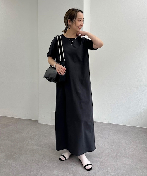 PUAL CE CIN(ピュアルセシン)の「【@sein___000企画】汗ジミ防止加工カットソーワンピース(ワンピース・レディース・キャメル/スミクロ・FREE)」の2枚目の写真