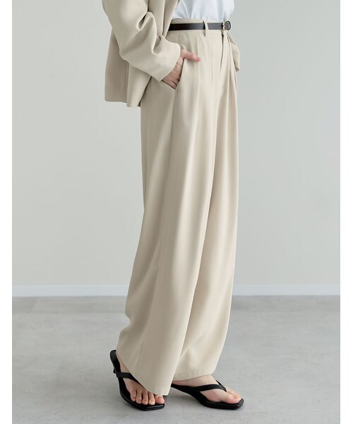 Re:EDIT（リエディ）の「ジョーゼットダブルタックワイドパンツ - パンツ通販 | 人気レディースファッション - Re:EDIT（リエディ）（その他・レディース・ブラック/ホワイト/チャコールグレー/ベージュ・SC/M/MT/L）」の17枚目の写真