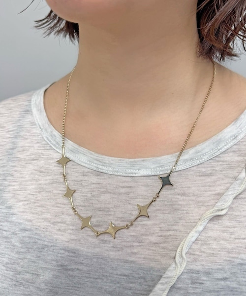 CIAOPANIC（チャオパニック）の「ダイヤデザインネックレス（ネックレス・レディース・シルバー/ゴールド・ONE）」の2枚目の写真