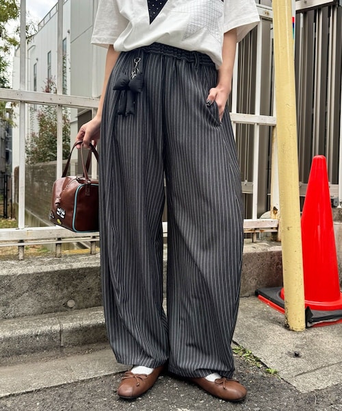 CIAOPANIC（チャオパニック）の「ワイドバルーンスラックス（スラックス・レディース・ブラック/アイボリー/ライトグレー/グレー/ネイビー・M/S）」の4枚目の写真