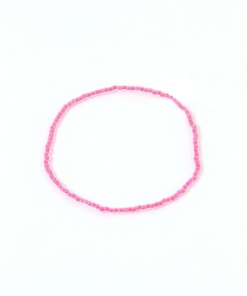 studio CLIP（スタディオクリップ）の「26ビーズゴムブレス（その他・ゴールド(01)/シルバー(02)/パール(10)/ネオンピンク(20)/ネオングリーン(70)/ブルー(80)・F）」の4枚目の写真