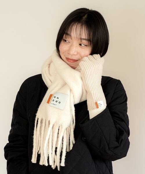 Wpc.(ダブリュピーシー)の「ボリュームフリンジマフラー ONDOO Wpc.(その他・アイボリー/ブラック/キャメル/ブラウン・ワンサイズ)」の1枚目の写真