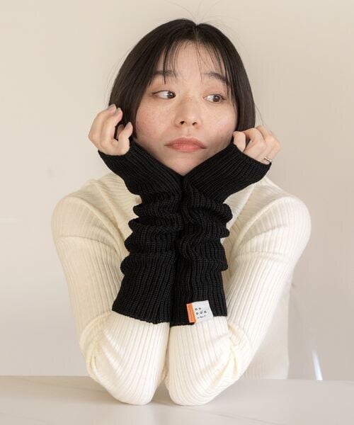 Wpc.(ダブリュピーシー)の「リブニットウォームアームカバー ONDOO Wpc.(その他・アイボリー/ブラック/グレー/ピンク・ワンサイズ)」の8枚目の写真