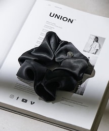 モチーフ付きサテンシュシュ