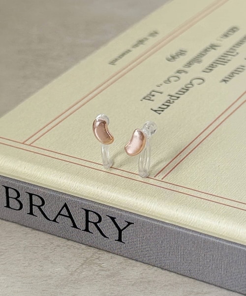 3coins(3coins)の「ビーンズメタル樹脂イヤリング(イヤリング・レディース・ゴールド/その他/その他1・FREE)」の3枚目の写真