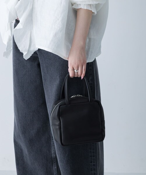 かぐれ（カグレ）の「MORMYRUS　CUBE TOTE（ハンドバッグ・レディース・BLACK・Free）」の6枚目の写真